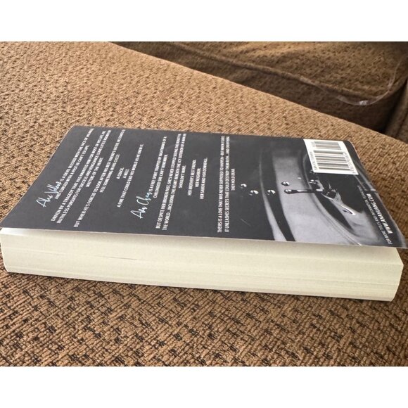 Twisted Love By Ana Huang Paperback - Picture 5 of 7